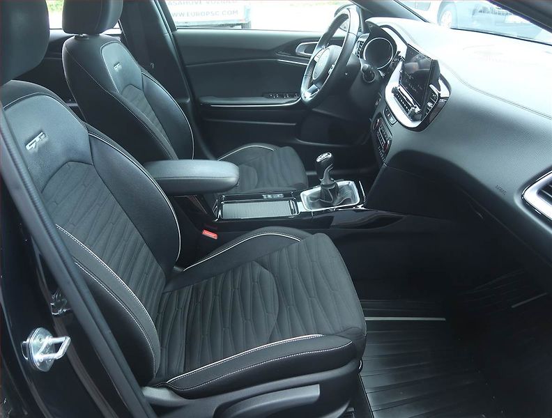 Kia Pro_Ceed (2022) GT-Line 1.5 T-GDI - fotka 9 z 23
