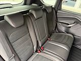 Ford Kuga 2,0 TDCi 132kW ST-line AT AWD - náhled 22