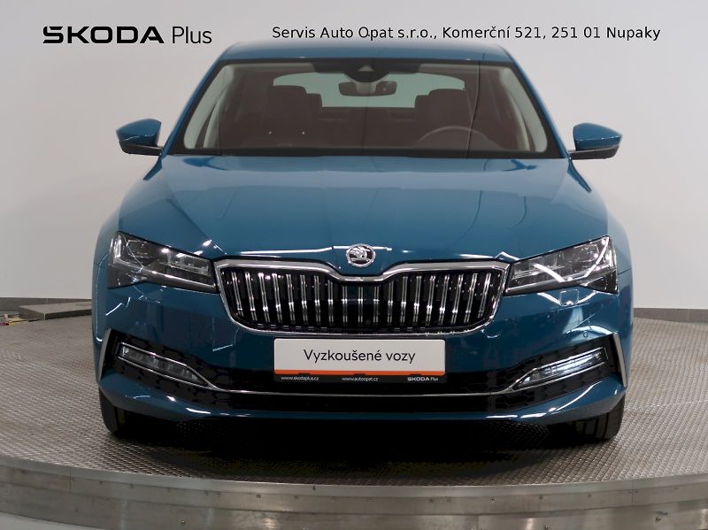 Škoda Superb (2023) LAURIN&KLEMENT 2.0TSI 206KW 4x - fotka 4 z 47