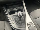 BMW Řada 1 (2016) 118d xDrive, M paket, serviska - náhled 15