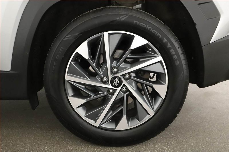 Hyundai Tucson (2021) 1.6 T-GDI 48V MHEV - fotka 12 z 19