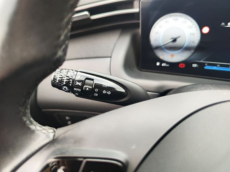 Hyundai Tucson 1.6 T-GDI/110kW Smart - fotka 27 z 31