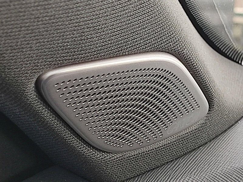 Škoda Superb (2025) combi SportLine iV 1,5 Tsi DSG - fotka 34 z 48
