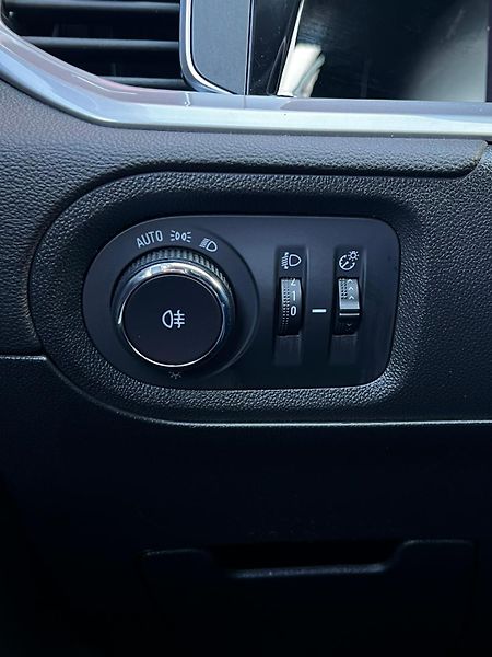 Opel Grandland 1.5CDTi 96kW GS-Line TZ - fotka 22 z 27