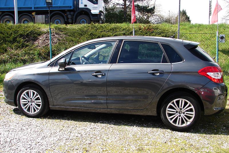 Citroën C4 II. 1.6 VTi 120PS NAVI-ZADÁN!  - fotka 9 z 34