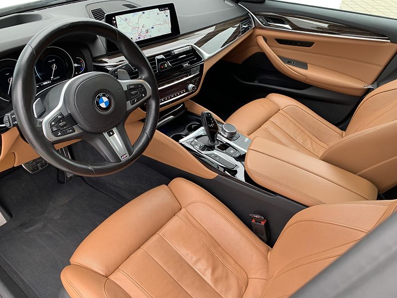 BMW Řada 5 (2018) - fotka 22 z 41
