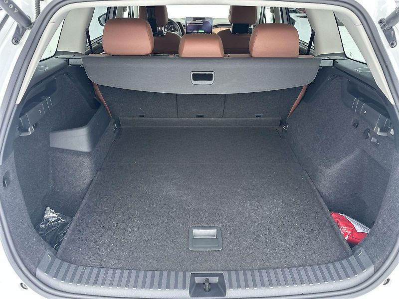 Škoda Kodiaq (2024) 2.0 TDI 4x4 DSG Exclusive Sele - fotka 36 z 41