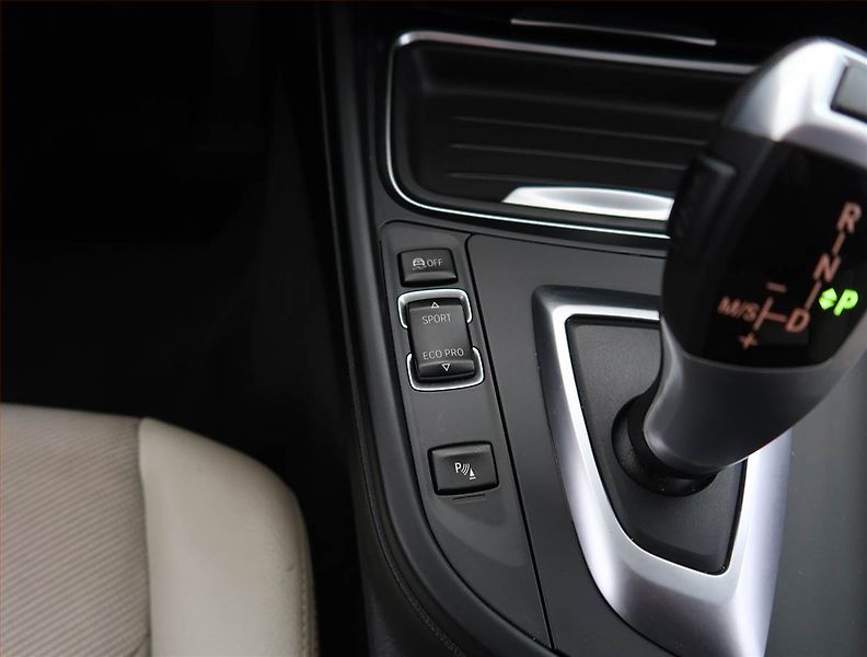 BMW Řada 4 (2015) 430d xDrive, 4X4, Automat - fotka 18 z 25