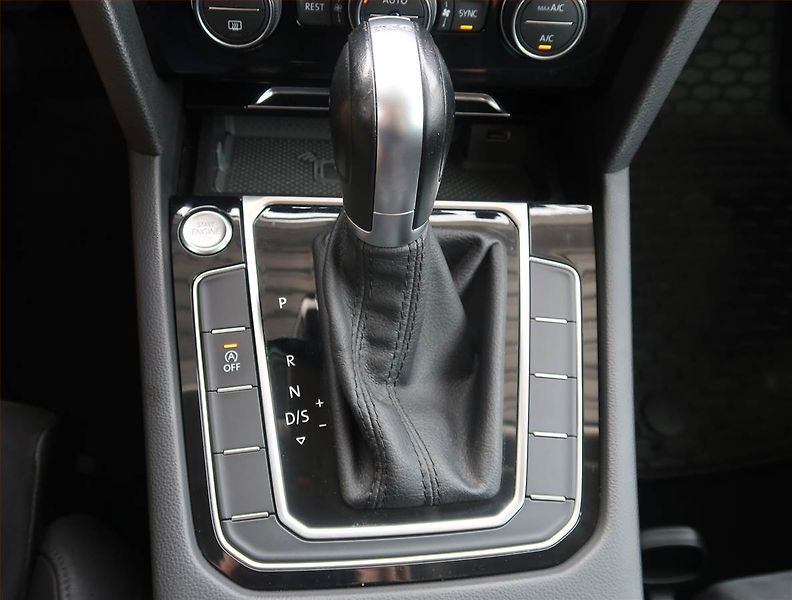 Volkswagen Passat (2019) Highline 2.0 TDI, Automat - fotka 13 z 22