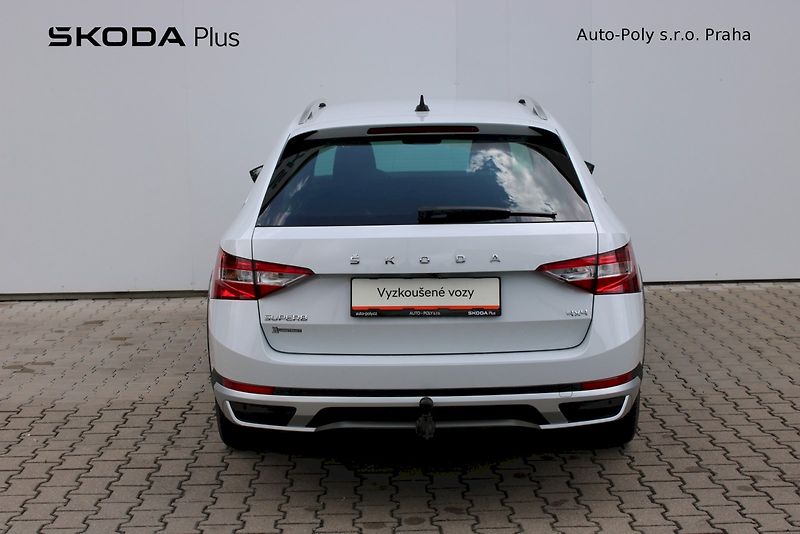 Škoda Superb (2023) 2.0 TDI 147 kW Scout - fotka 7 z 25