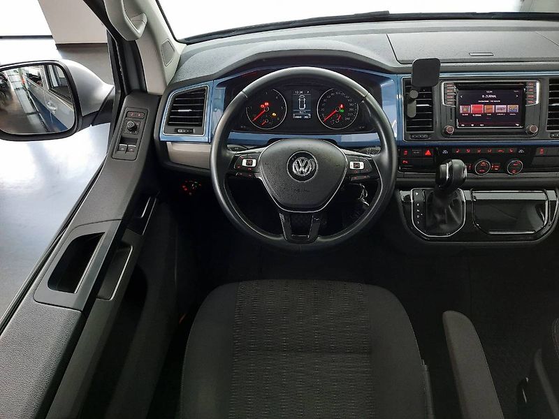 Volkswagen Multivan (2019) 2.0 TDI 4Motion (146kW/198k) D - fotka 13 z 24