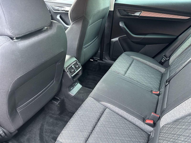 Škoda Karoq (2022) 2.0 TDI Style + - fotka 8 z 27