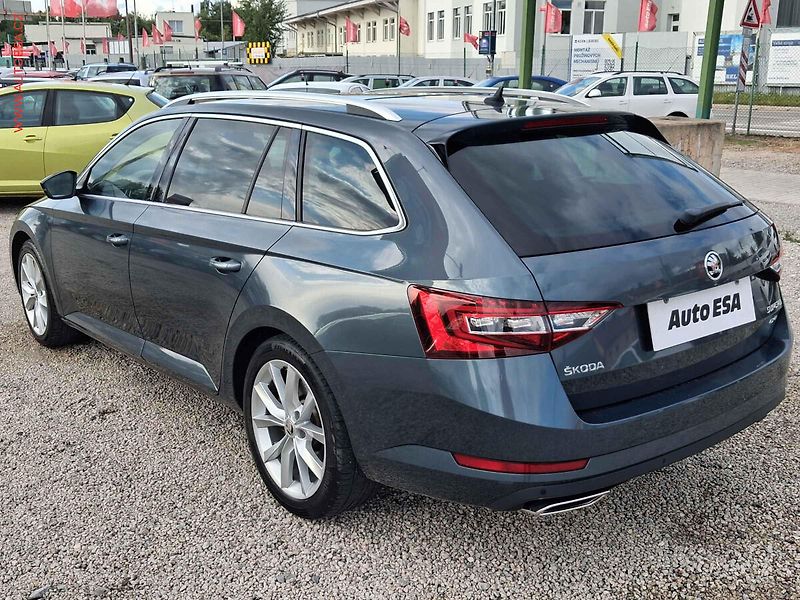 Škoda Superb (2019) 2.0 TSi 4x4, Style, DSG, - fotka 6 z 27