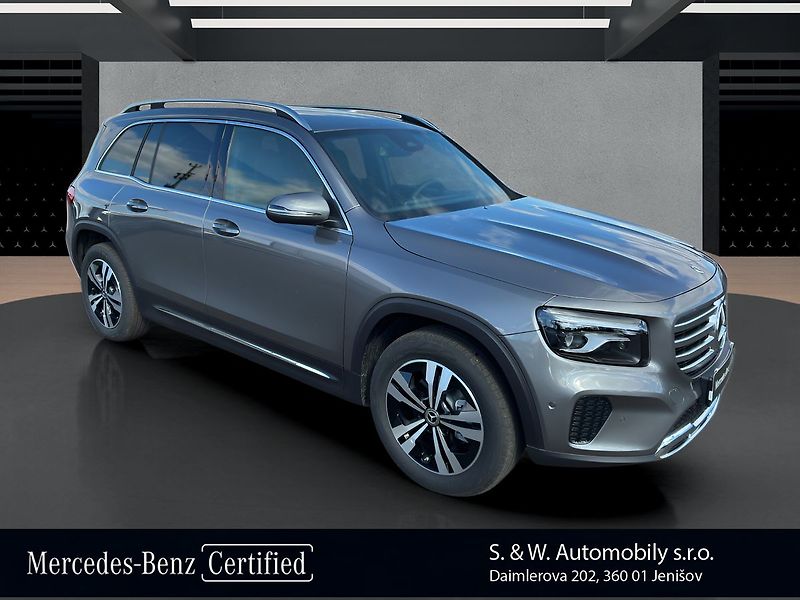 Mercedes-Benz GLB 180 d - fotka 3 z 26