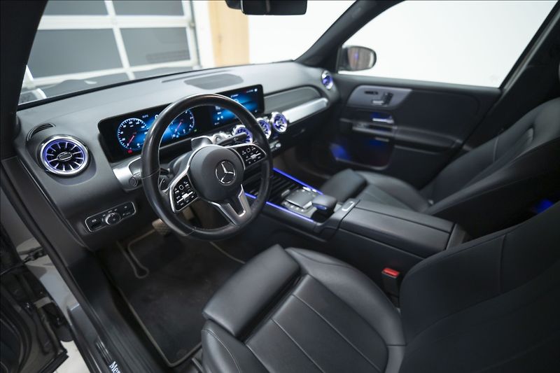 Mercedes-Benz GLB 2,0 200d 4MATIC NAVI KAMERA ČR - fotka 17 z 47