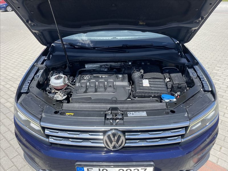 Volkswagen Tiguan 2,0 TDi 110kw 4-Motion LED GPS - fotka 26 z 37
