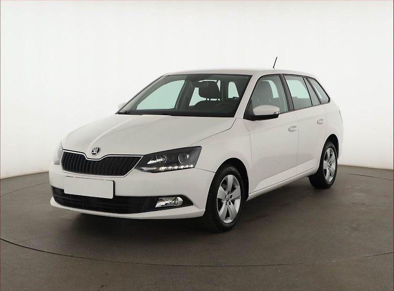 Škoda Fabia (2018) Ambition Plus 1.0 TSI - fotka 2 z 12