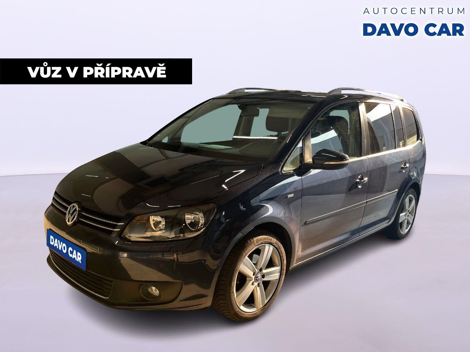 Volkswagen Touran 1,6 TDI Cup Panorama Serv.knih