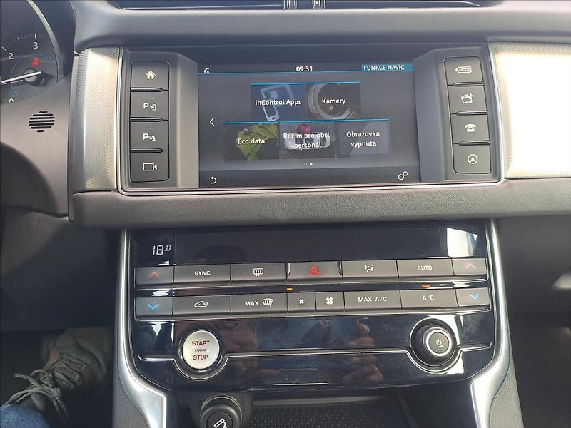 Jaguar XF 2,0 d 132 kW AUT,NAVI,KAMERA - fotka 18 z 21