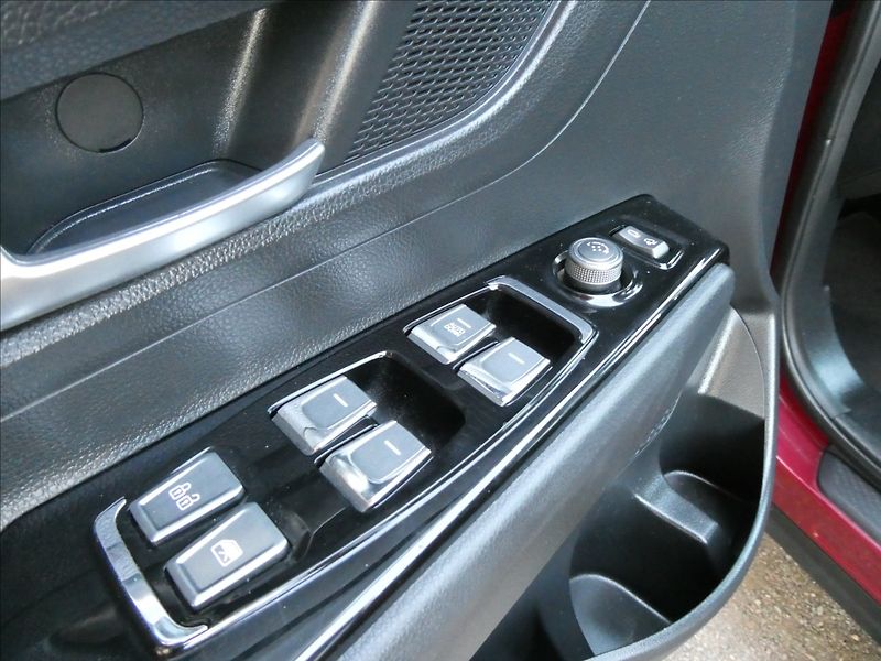 SsangYong Korando 1,5 1.5T-GDI,Style,4x4,automat - fotka 33 z 42