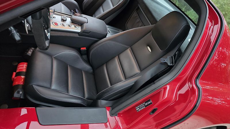 Mercedes-Benz SLS AMG (2011) EU PRAVIDELNÝ SERVIS MB - fotka 11 z 11