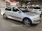Škoda Octavia (2007) 1.6 FSi, AC, tempo - náhled 2
