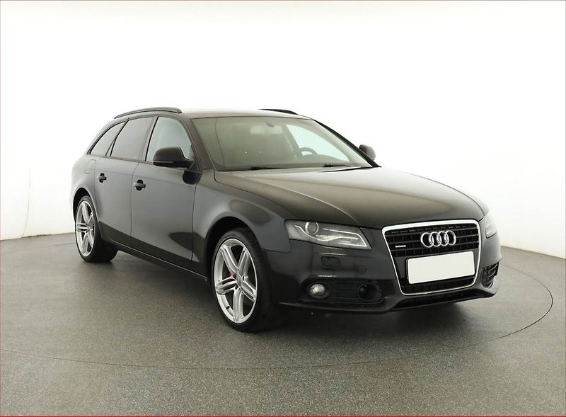 Audi A4 (2008) 3.0 TDI, 4X4, Navi, Xenony - fotografie inzerátu
