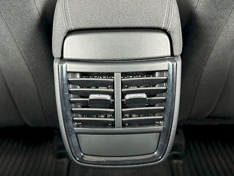 Škoda Kamiq (2024) 1.0TSI 85kW Selection - fotka 21 z 24
