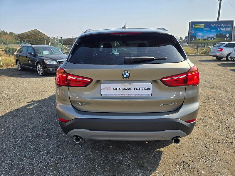 BMW X1 (2018) 2.0d 110KW 18d Xdrive - fotka 6 z 23