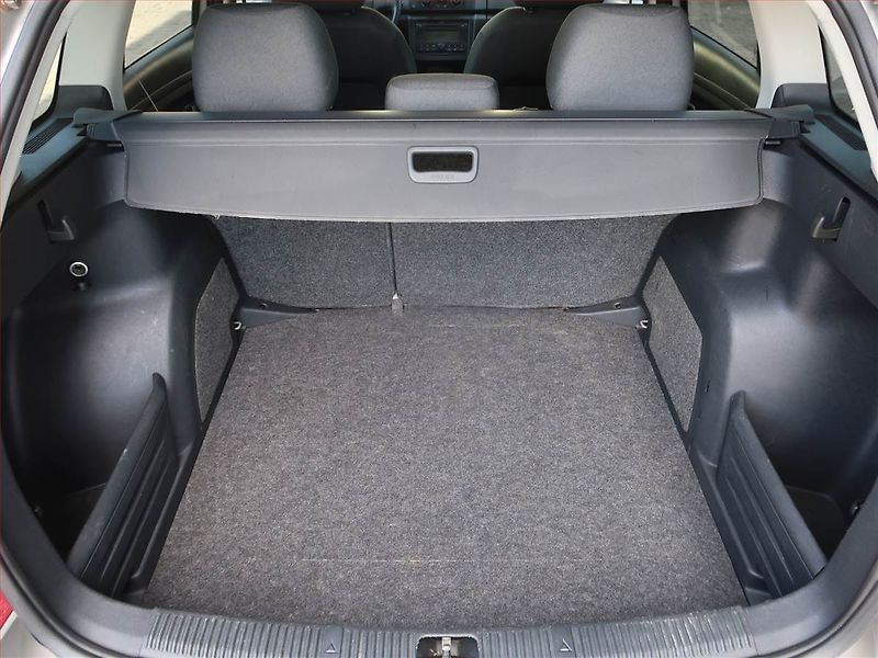 Škoda Fabia (2009) 1.2 12V, nová STK, rezervace - fotka 13 z 17