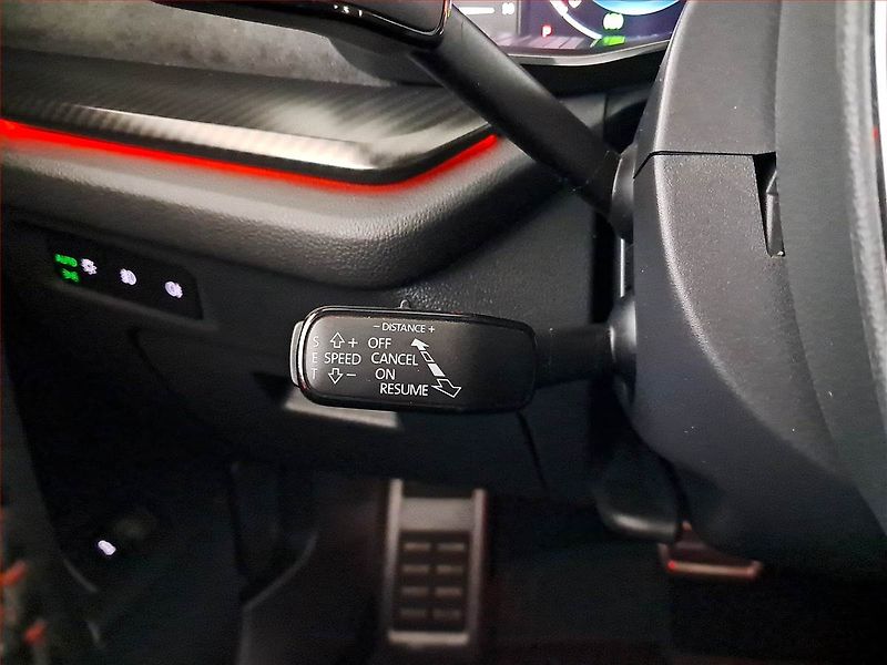 Škoda Octavia (2021) RS 2.0 TDI - fotka 24 z 27