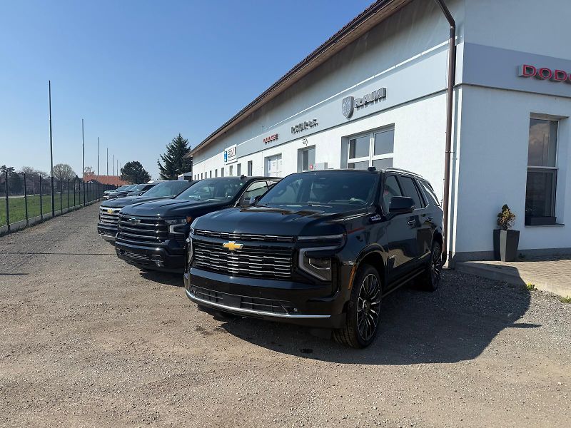 Chevrolet Tahoe (2026) HIGH COUNTRY 6.2l EcoTec3 V8 - fotka 3 z 13