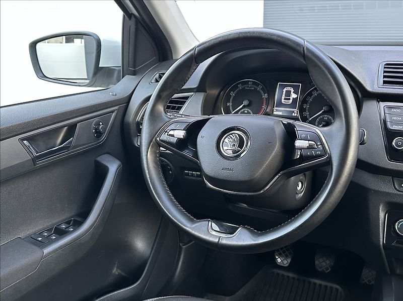 Škoda Fabia 1,0 TSI 95PS  Ambition Top - fotka 22 z 52