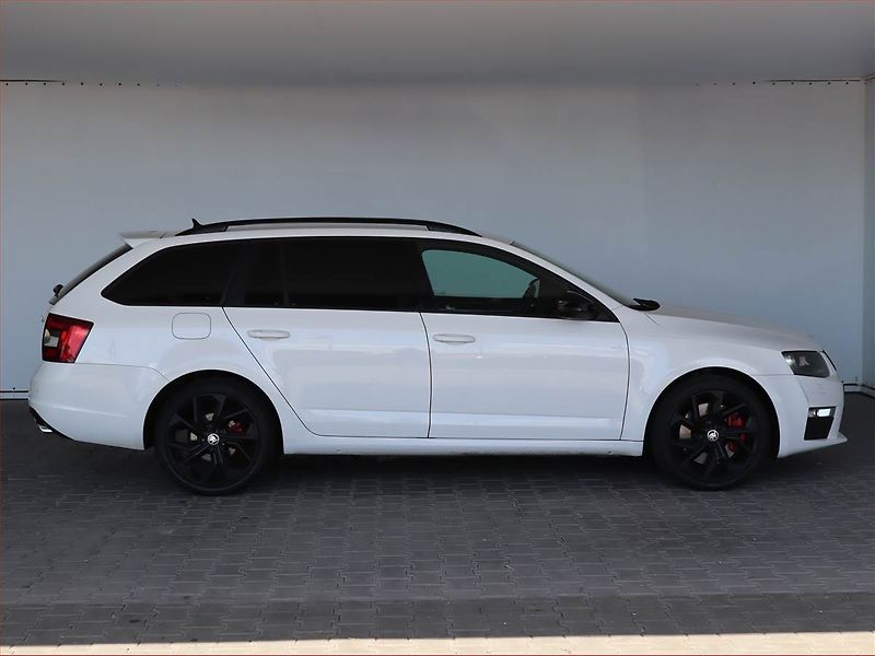 Škoda Octavia (2015) RS 2.0 TDI, Automat - fotka 6 z 21