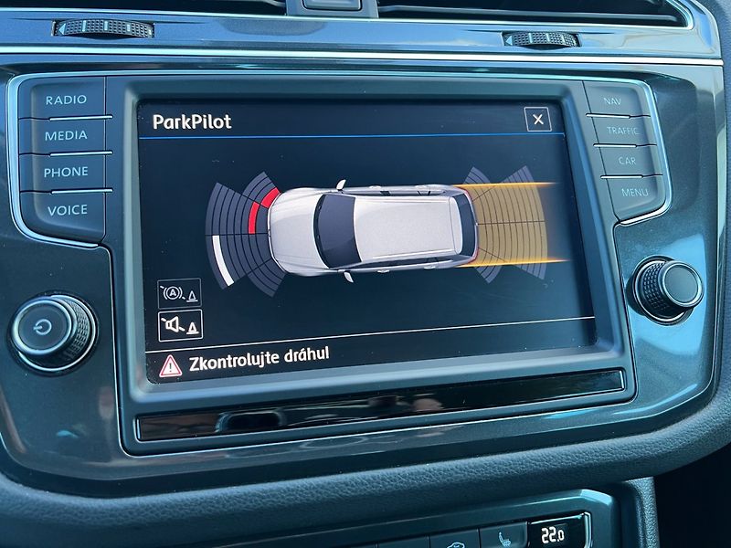 Volkswagen Tiguan (2016) 1.4TSi 110kW HIGHLINE 4Motion - fotka 34 z 37