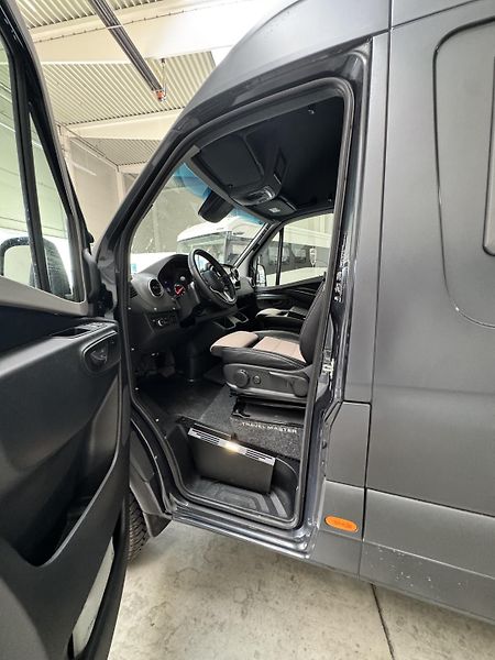 Kabe Travel Master VAN (2025) Abisko Van 690 LB 4x4  - fotka 15 z 40