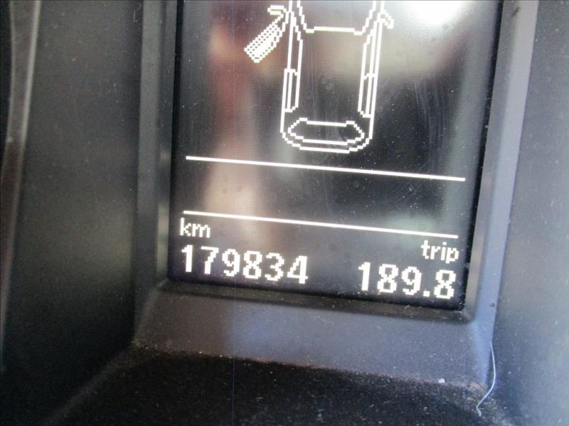 Volkswagen Golf 1,4 TSI,digiklima,servis,tažné - fotka 14 z 36