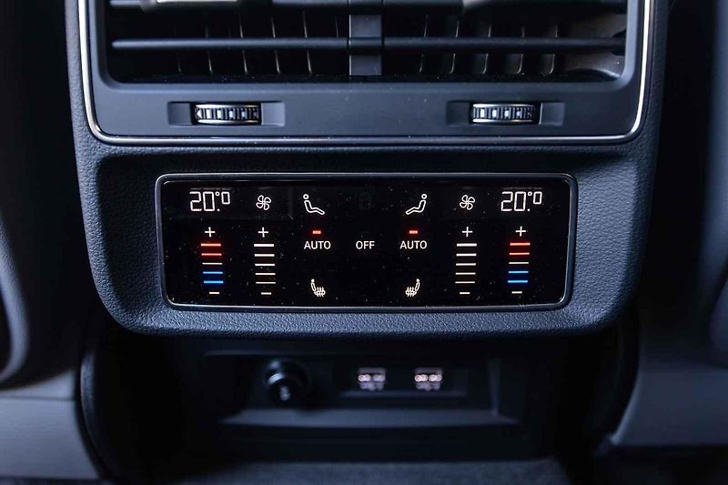 Auto jsme zkoušeli na silnicích v berounském okrese