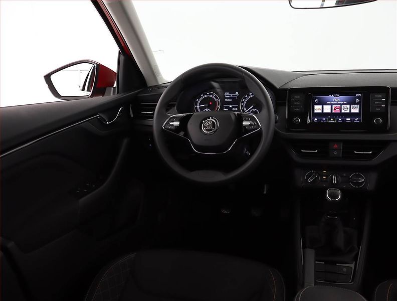 Škoda Scala (2023) Ambition 1.0 TSI, ČR,1.maj - fotka 7 z 20