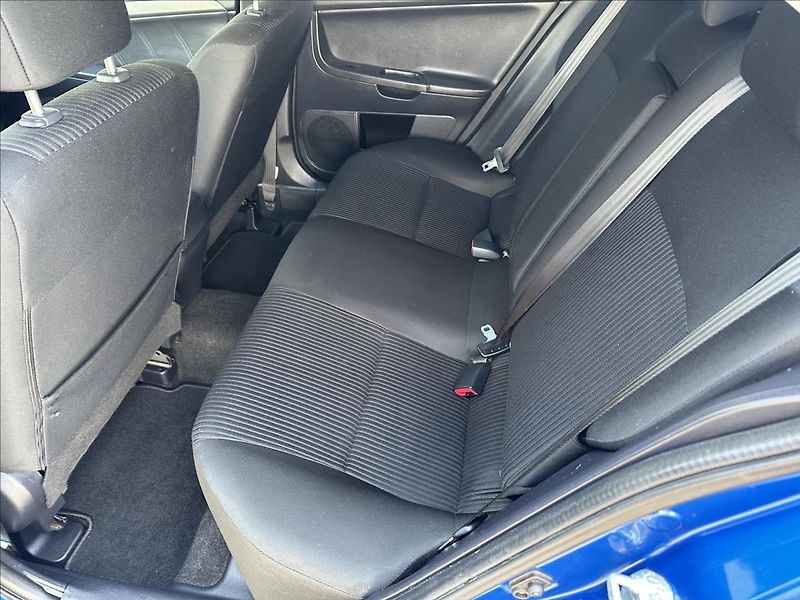 Mitsubishi Lancer 1,6 - fotka 12 z 21