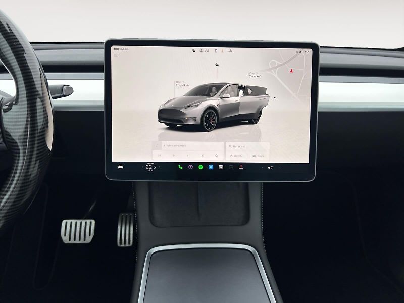 Tesla Model Y (2023) PERFORMANCE 393kW DPH  - fotka 11 z 15