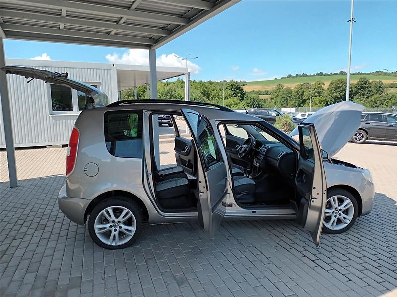 Škoda Roomster 1,4 16V,63KW,KLIMA,ALU KOLA - fotka 29 z 43