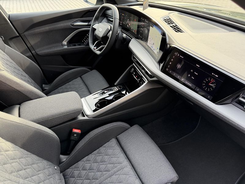 Audi Q5 (2026) TDI 150kW 4X4 S-LINE R20 3D!!! - fotka 32 z 51