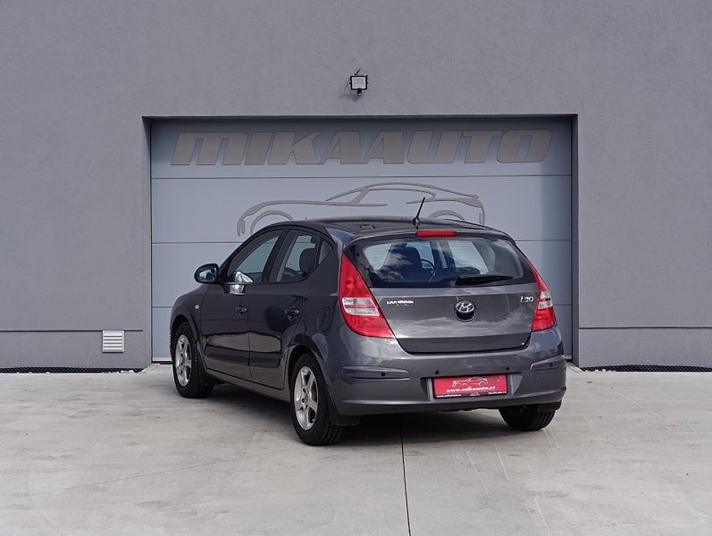Hyundai i30 1.4 CVVT 80kW ČR  - fotka 7 z 31