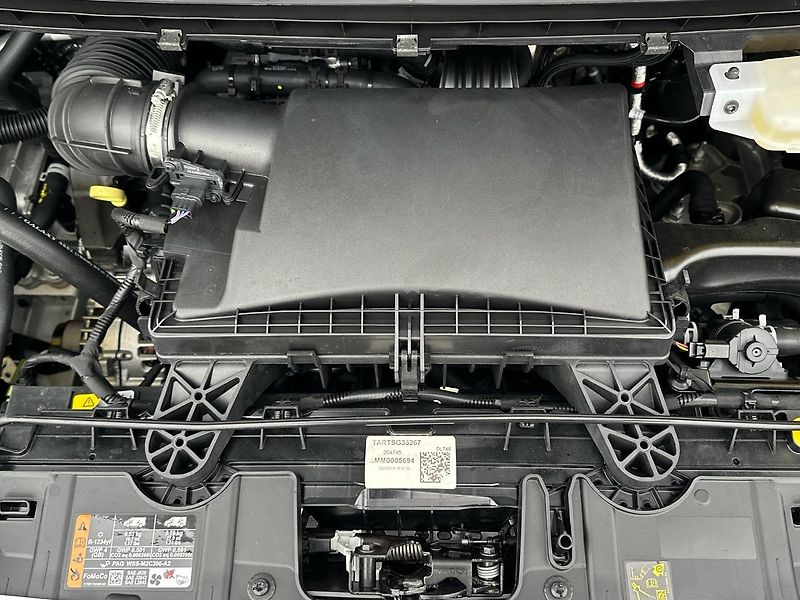 Volkswagen Caravelle (2025) 2,0 TDI 9 míst - fotka 17 z 21