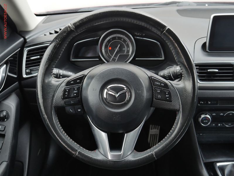 Mazda 3 (2014) 2.0 i, Sport, navi, xenon - fotka 11 z 22