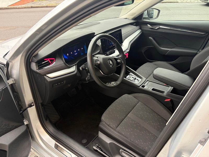 Škoda Octavia (2023) 2.0 TDI STYLE PLUS DSG TAŽNÉ - fotka 11 z 18