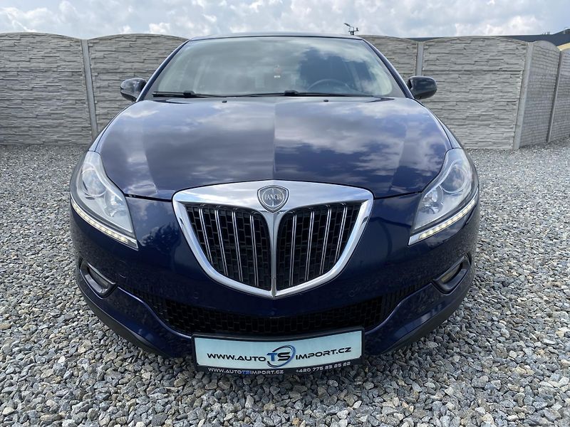 Lancia Delta 2.0JTD 165PS SPORT NAVI SERVIS - fotka 8 z 169