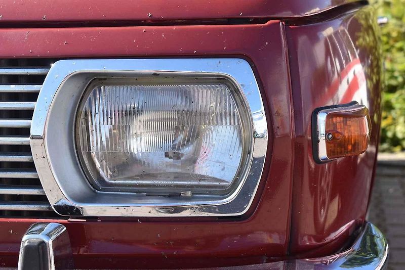 Tři desítky „chlouby“ východoněmeckého automobilového průmyslu si dalo sraz v Hradci Králové.