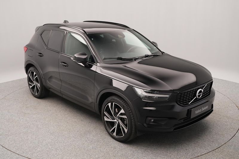 Volvo XC40 B4 AWD INSCRIPTION AUT  - fotka 13 z 51
